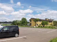 Hotel Folkloro Hanamakitowa - موقف سيارات