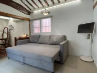 HausDa SuChon Private Yard Hanok 2BR 3BED SofaBed 8Table 5Guest - เพนชั่น