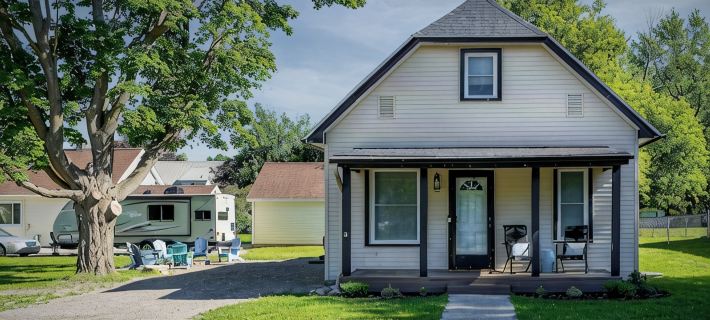 Walk to Downtown & Lake - 6 Miles to Ski & Golf Hotels in Boyne City