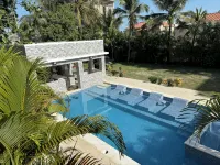 A beautiful property with enough space for you and yours - Pools