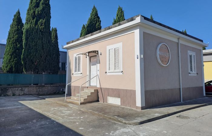 Sweet Elite House