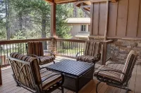 Premier Luxury Home with 6 Br/7 BA, Hot Tub, Game Room, Sharc Passes, A/C - 精品