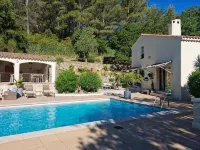 Villa Manoe - parking