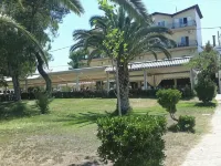 Plaza Hotel - Beach