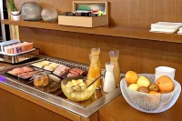 Hôtel le Terminus et son restaurant Côte à Côte - Chambres rénovées - petit déjeuner