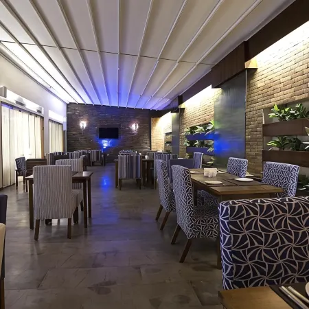 The J Hotel & Spa