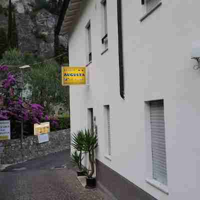 Hotel Augusta Garni Hotel Exterior