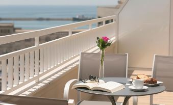 Plaza Hotel, Philian Hotels and Resorts