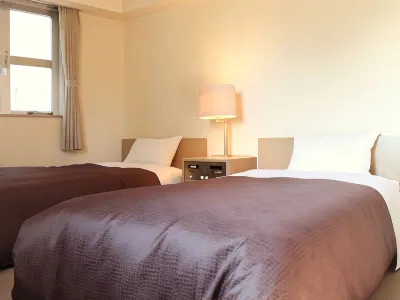 HOTEL LiVEMAX BUDGET Fuchu Annex Hôtels à proximité de : Tokyo University of Foreign Studies