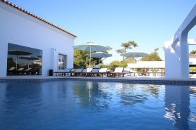 Vila Louro