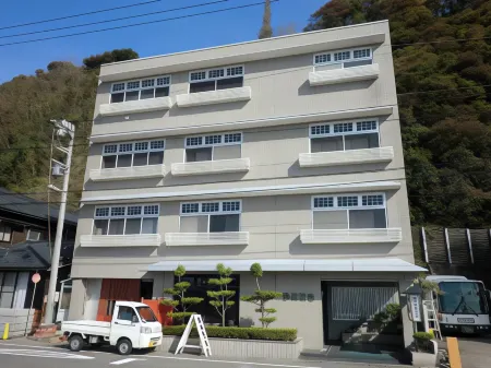 Kanetomo Отели рядом с достопримечательностью «Echizen Beach»