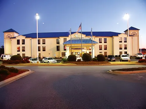 Comfort Inn & Suites Greer - Greenville Hotels in Greer