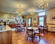 Econo Lodge & Suites Hotels in Cascade