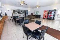 Super 8 by Wyndham Price Hôtels à : Price