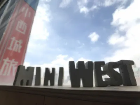 Miniwest Hotel