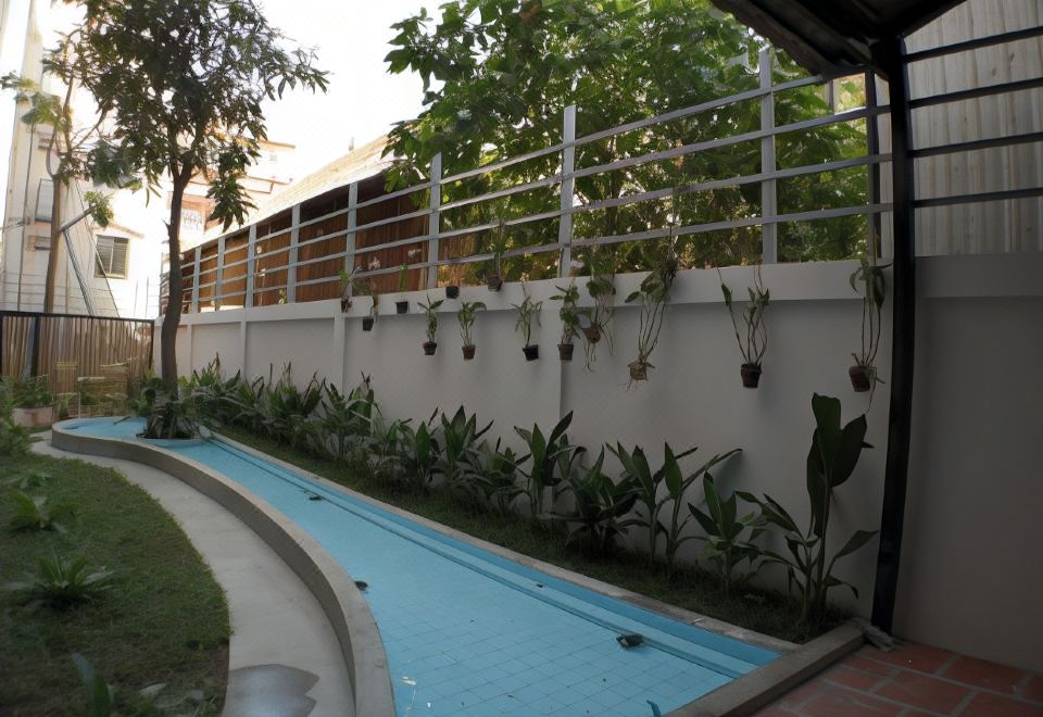 1. 모윈 부티크 호..