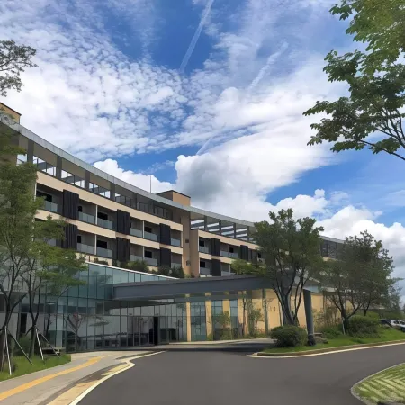 The Qube Resort Jeju Отели рядом с достопримечательностью «Водопад Вонан»