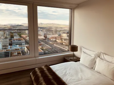 Park Tower City View Apartments Отели рядом с достопримечательностью «Zytturm Clocktower»