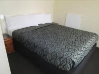Shortland Court Motel Hotels in Te Puru