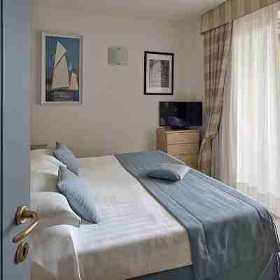 Aregai Marina Hotel & Residence Rooms