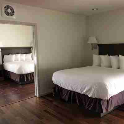 Grand Eastonian Hotel & Suites Easton Rooms