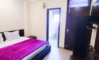 Roomshala 061 NK Residency
