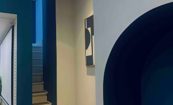 Dumb Tudou Master Apartment