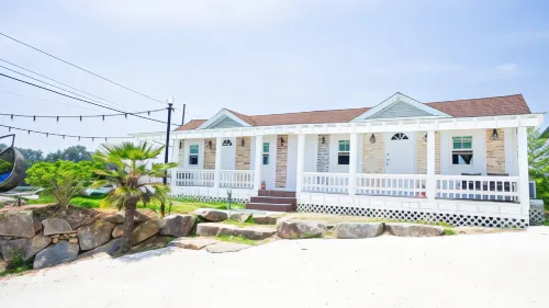 Namhae Rainbow Pension