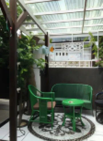 吉利寧靜日旅館