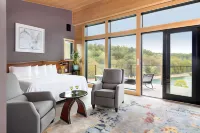 Beaver Lakefront Cabins - Couples Only Getaways Hotels in 
