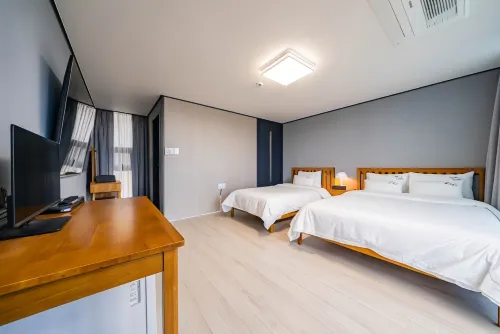 Namhae the Signature Pool Villa