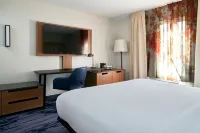 Fairfield Inn & Suites San Bernardino Hotels near Redlands Bowl