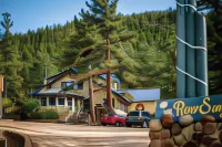 Romantic RiverSong Inn Hotels in Estes Park