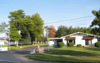 Starlite Budget Inn Hotels in Wawatam Township