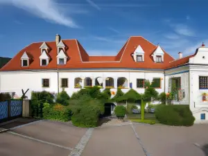 르네상스호텔 라펠베르거 호프 B&B