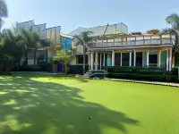 Hotel Cedar
