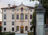 Villa Bongiovanni Hotels in der Nähe von Villa Negri, Meneguzzi, Bolla, detta "Ca' dell'Ora"