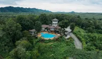 Rabbiz Hill Resort Hotels in Kaeng Hang Maeo