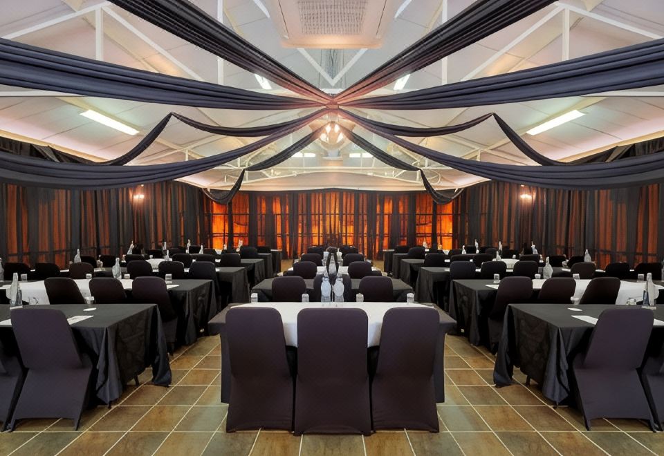 Protea Hotel Polokwane Landmark Over view