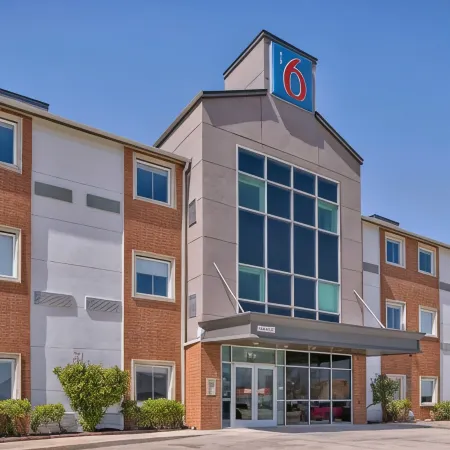 Motel 6 Norman, OK