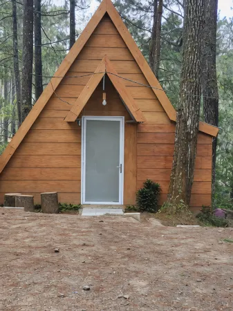 Triangle House Cozyland Отели рядом с достопримечательностью «Тангкубан»