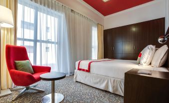 Mena ApartHotel Albarsha at the Mall