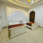 Qotel Signature Lavish Inn Rajouri Garden