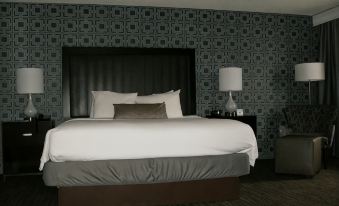 Best Western Plus Bradford Inn