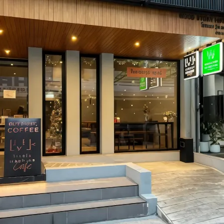 Woodstory Boutique Hotel Отели рядом с достопримечательностью «Станция метро Ratchadapisek»