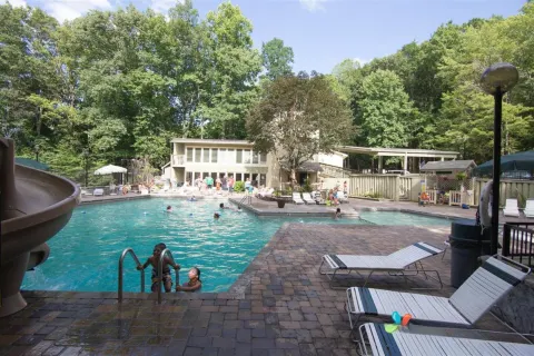Buckberry Creek Chalet