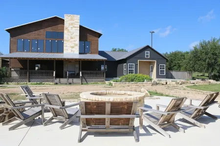 Canyon Lakeview Resort