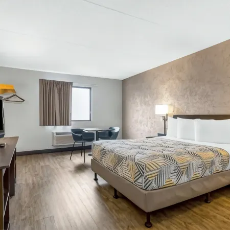Motel 6 Elk Grove Village, IL - O'Hare