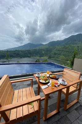 Edge Premium Homestay Hotels in Tlogo