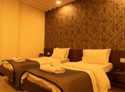 The Flamboyant Natraj